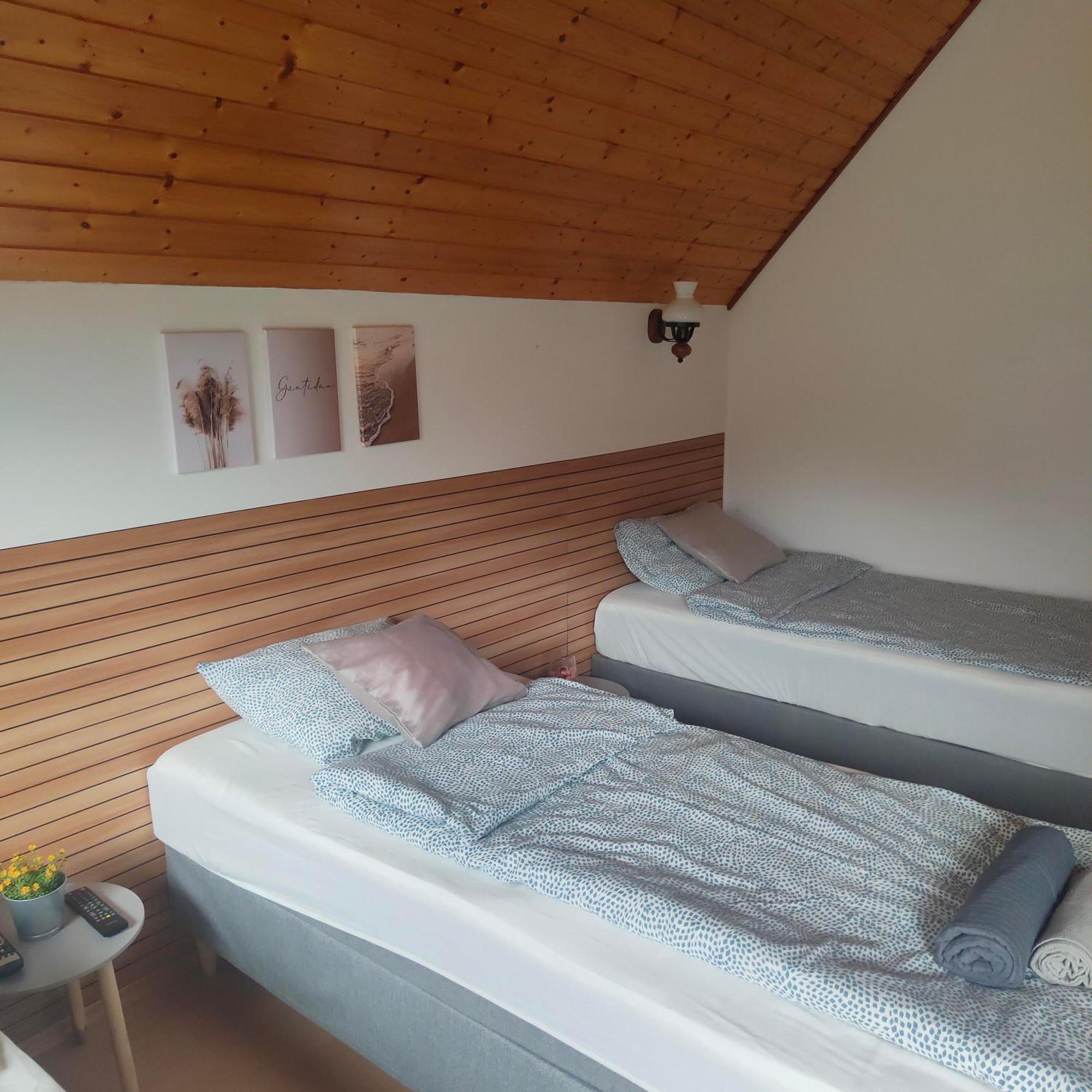 Apartamento Balaton Garden Balatongyörök Exterior foto